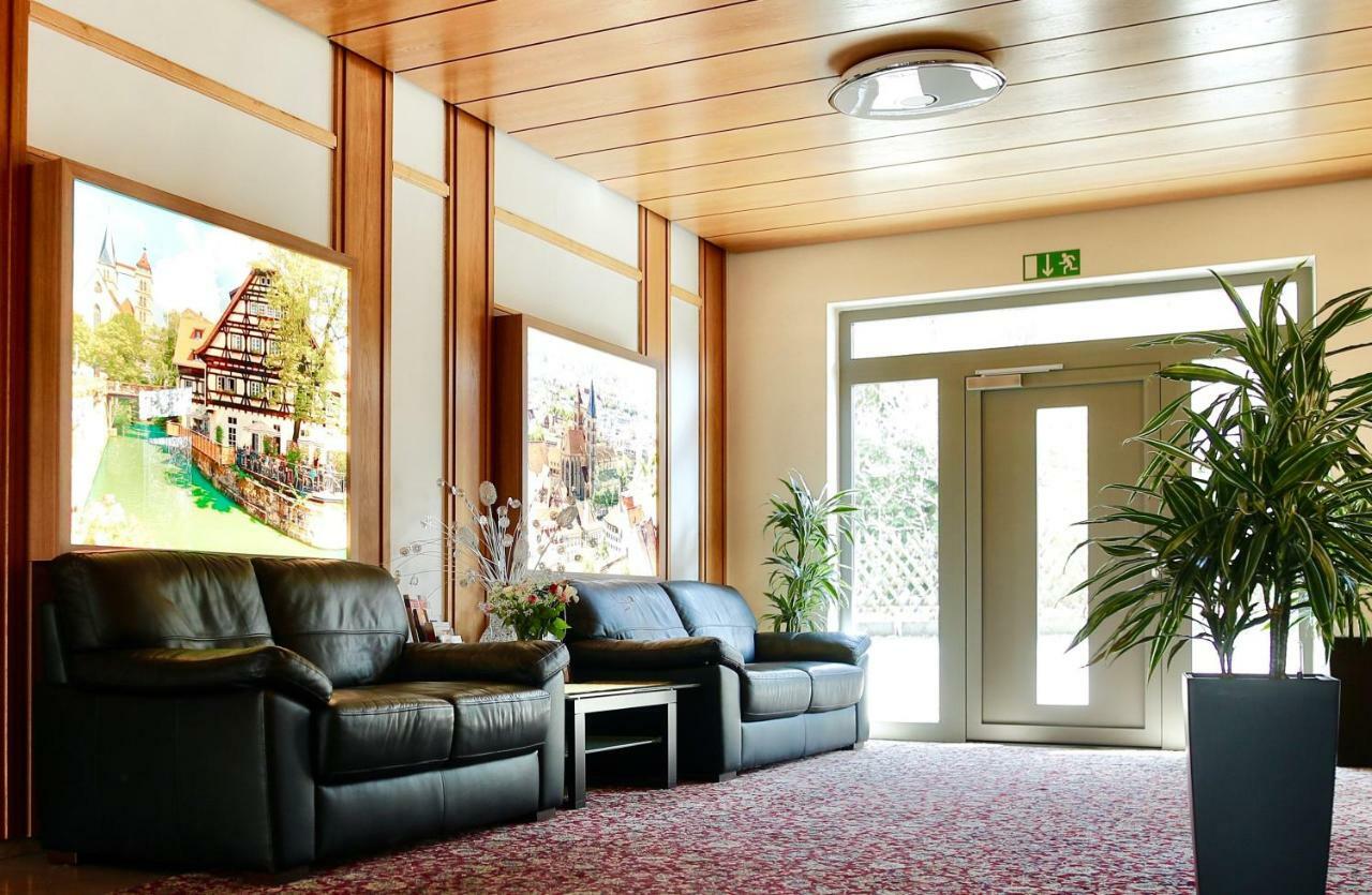 Hotel Am Buchwald Esslingen am Neckar Exterior foto
